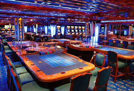 ¡No olvide probar suerte en el Casino!
